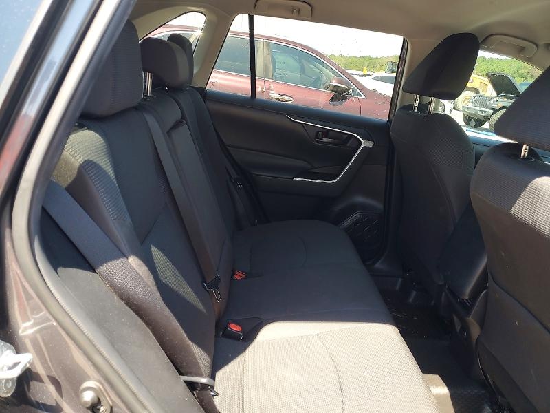 Photo 11 from auction – 2022 TOYOTA RAV4 with VIN 2T3K1RFV2NW217632
