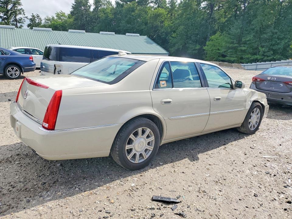 Foto 3 de la subasta – 2011 CADILLAC DTS con VIN 1G6KA5E62BU105167