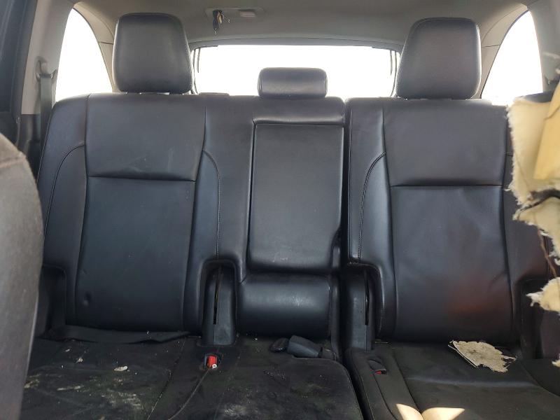Photo 10 from auction – 2019 TOYOTA HIGHLANDER with VIN 5TDJZRFH2KS575647