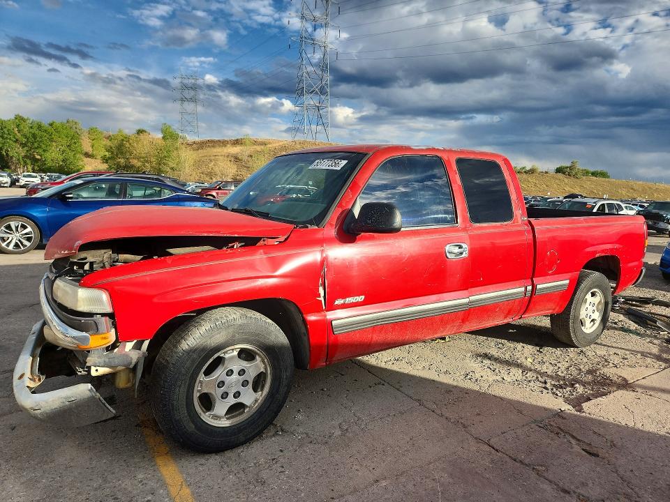CHEVROLET SILVERADO 2001 with VIN 2GCEC19T811205751 - Photo from auction