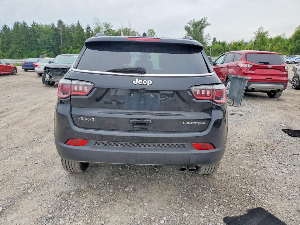 Photo 6 from auction – 2018 JEEP COMPASS with VIN 3C4NJDCBXJT100361