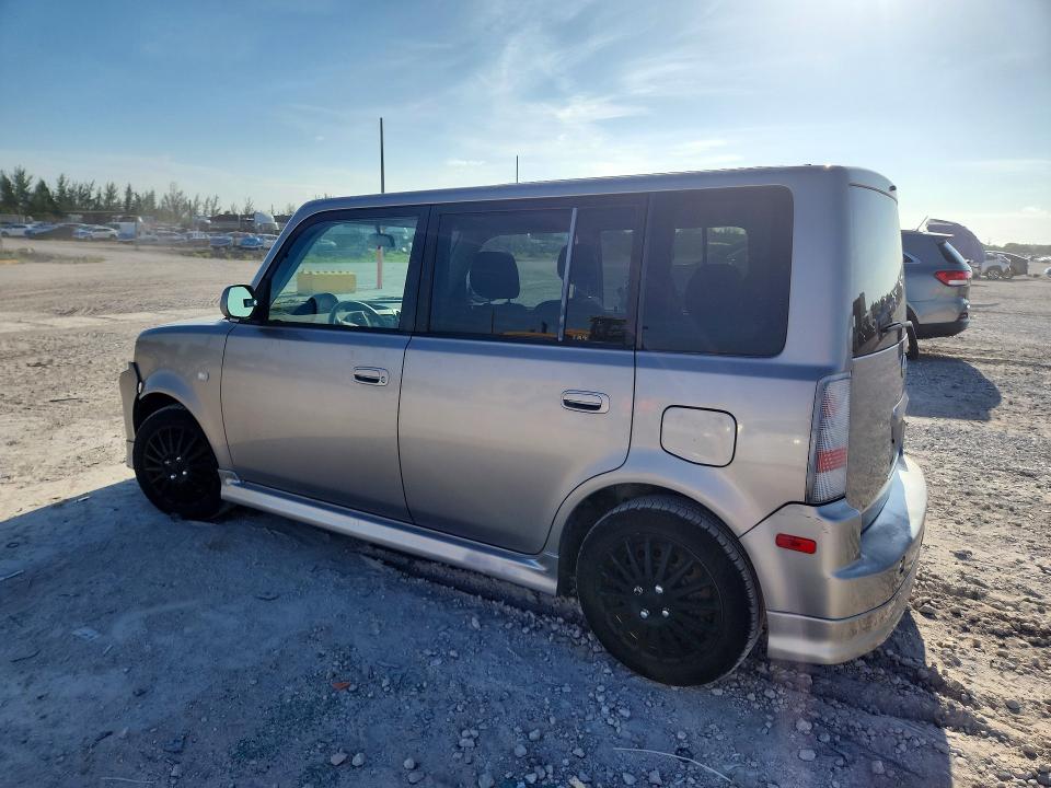Photo 2 from auction – 2005 SCION XB with VIN JTLKT324250203971