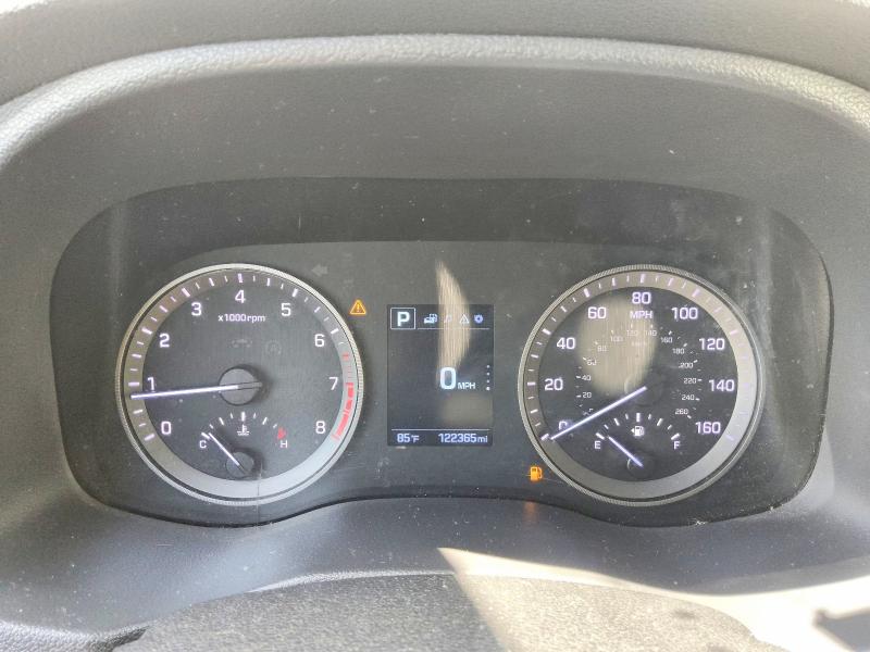 Photo 9 from auction – 2016 HYUNDAI TUCSON with VIN KM8J33A49GU181581