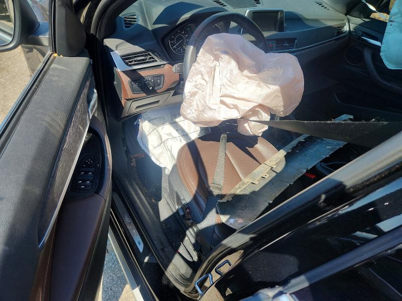Photo 8 from auction – 2017 BMW X1 with VIN WBXHT3C31H5F74886