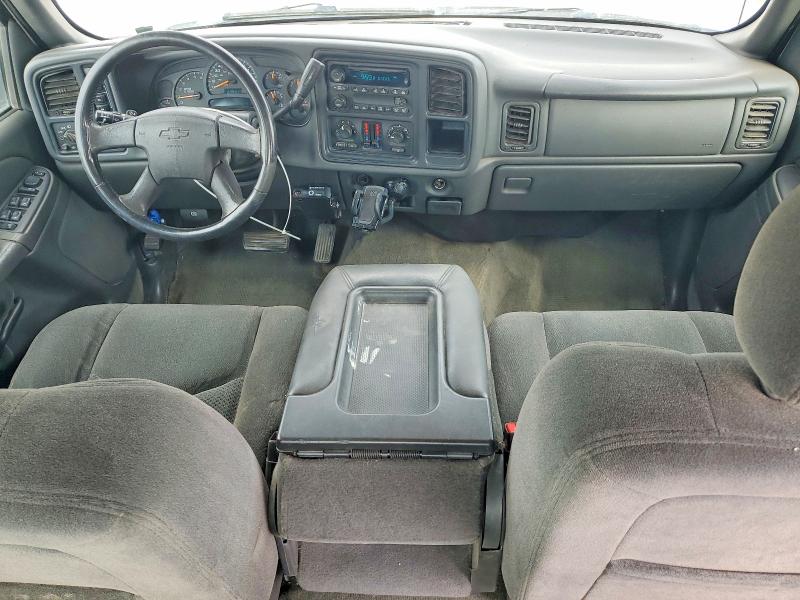Photo 8 from auction – 2004 CHEVROLET SILVERADO with VIN 1GCHK23UX4F235127