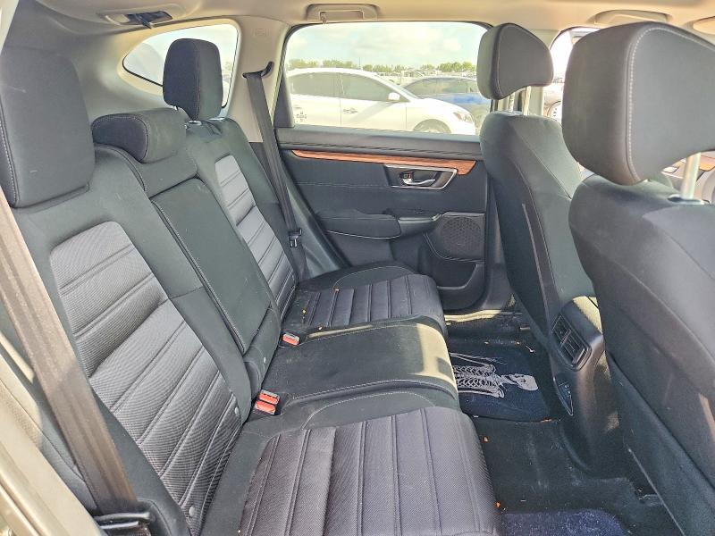 Photo 10 from auction – 2018 HONDA CR-V with VIN 7FARW2H57JE071088