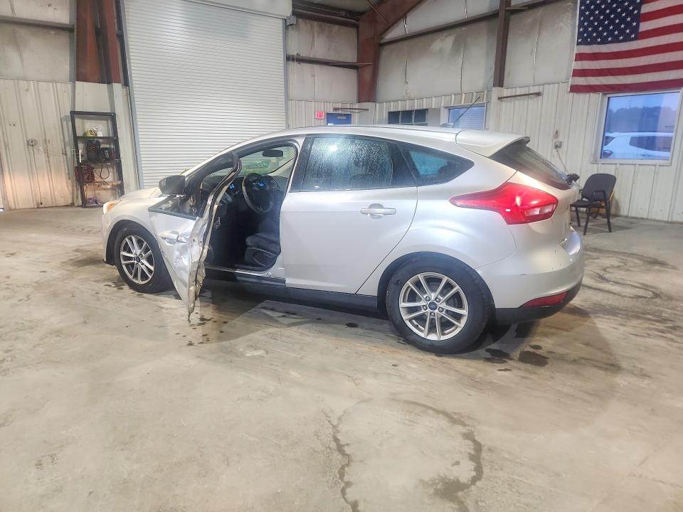 Photo 2 from auction – 2015 FORD FOCUS with VIN 1FADP3K2XFL202175