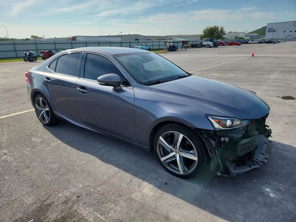 Photo 4 from auction – 2018 LEXUS IS with VIN JTHBA1D21J5068642