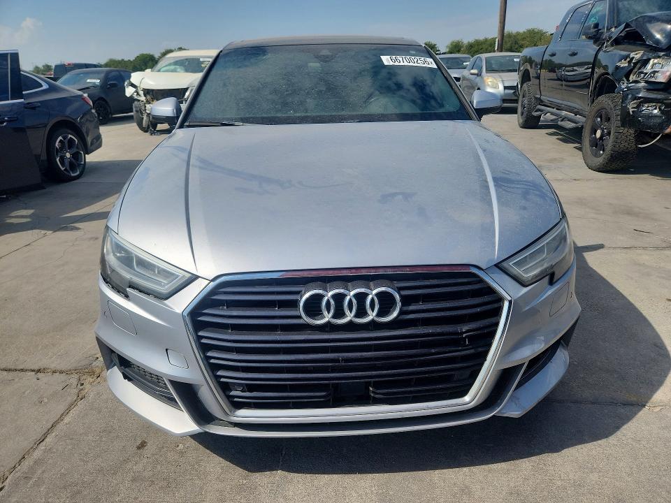 Photo 5 from auction – 2018 AUDI A3 with VIN WAUHUHFF7J1078771