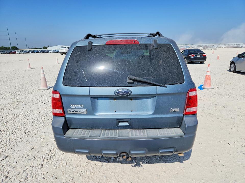 Photo 6 from auction – 2011 FORD ESCAPE with VIN 1FMCU0DG3BKA14311