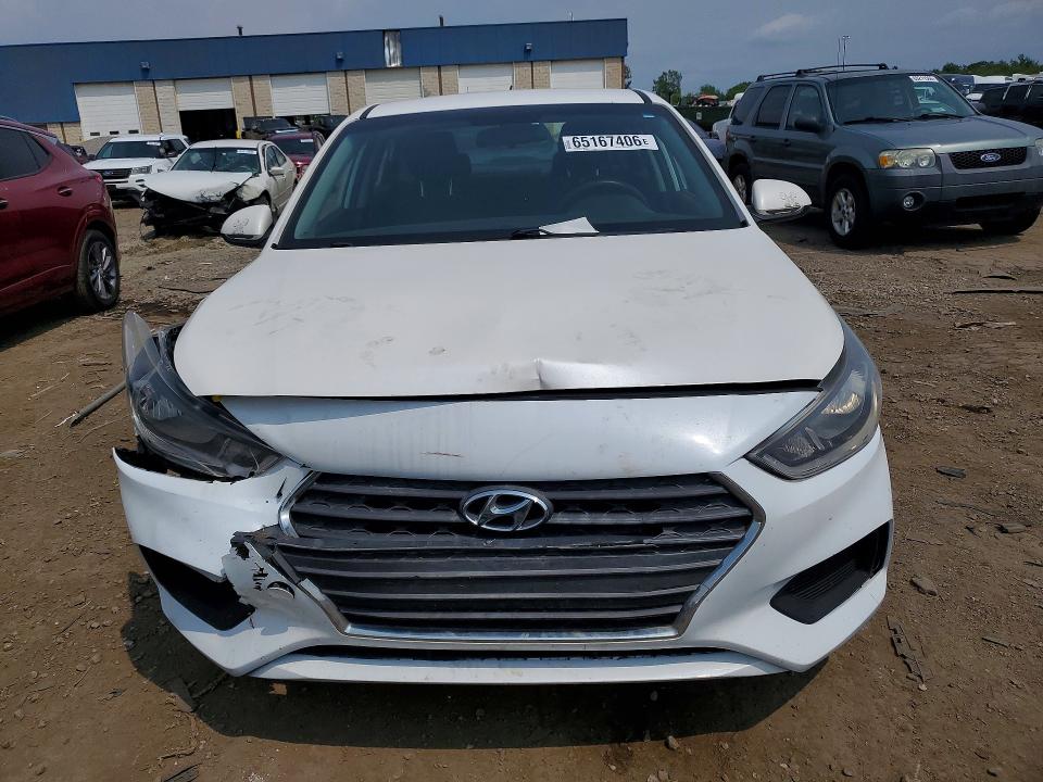 Photo 5 from auction – 2018 HYUNDAI ACCENT with VIN 3KPC24A3XJE016397