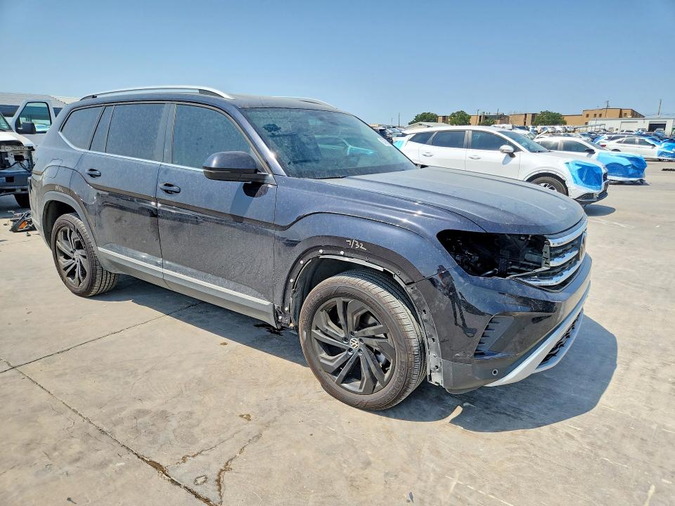 Photo 4 from auction – 2021 VOLKSWAGEN ATLAS with VIN 1V2BR2CA7MC569462