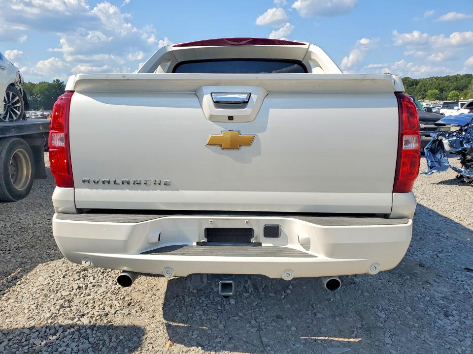 Photo 6 from auction – 2013 CHEVROLET AVALANCHE with VIN 3GNMCGE02DG257518