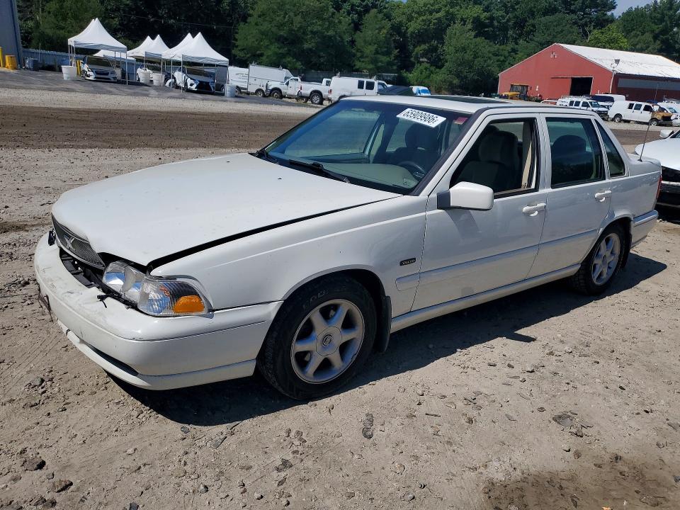 1998 VOLVO S70