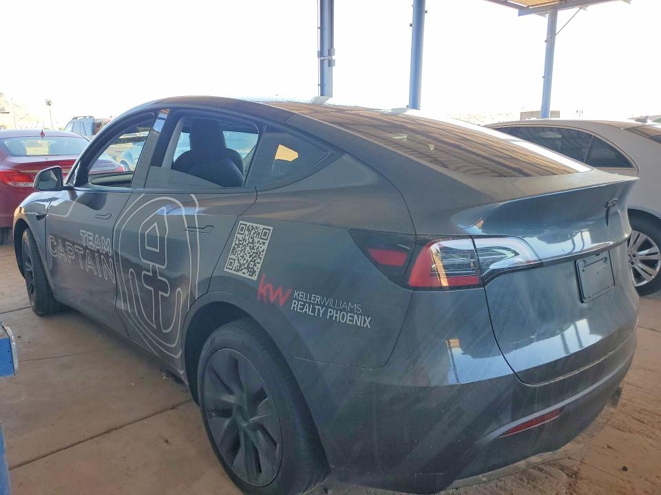 Foto 2 de la subasta – 2025 TESLA MODEL Y con VIN 7SAYGDED1SA372016