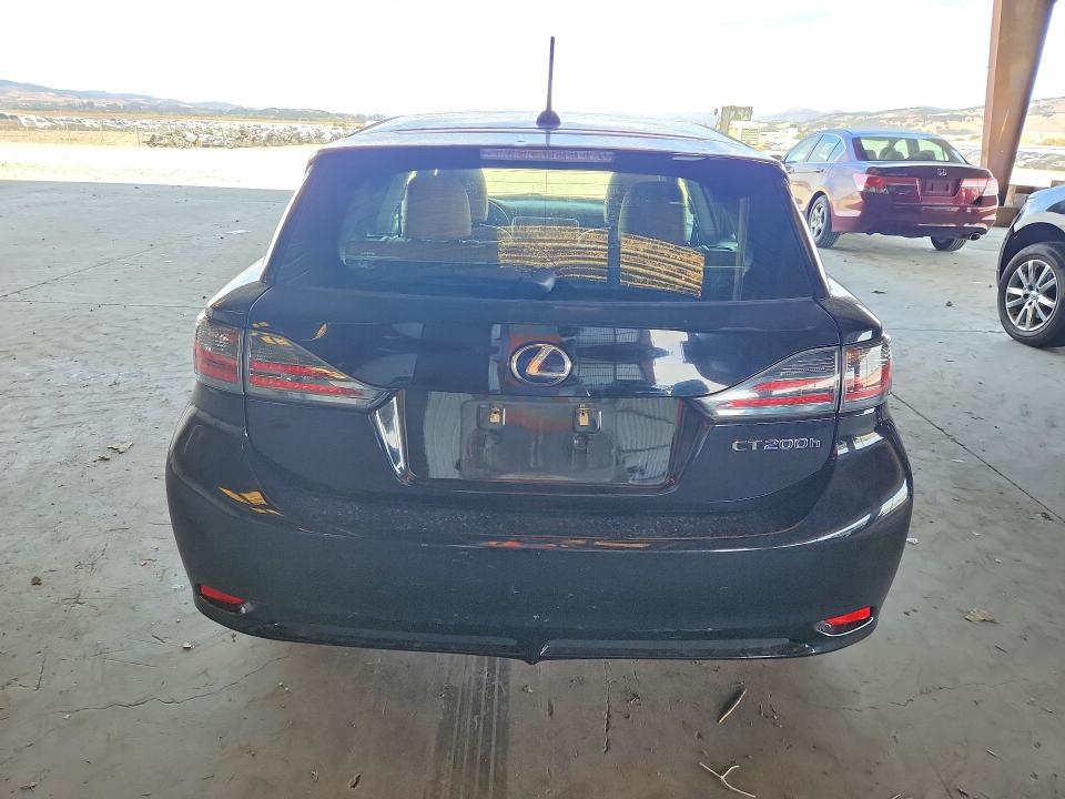 Photo 6 from auction – 2013 LEXUS CT with VIN JTHKD5BH5D2171624