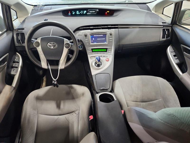 Photo 8 from auction – 2013 TOYOTA PRIUS with VIN JTDKN3DU8D1684305