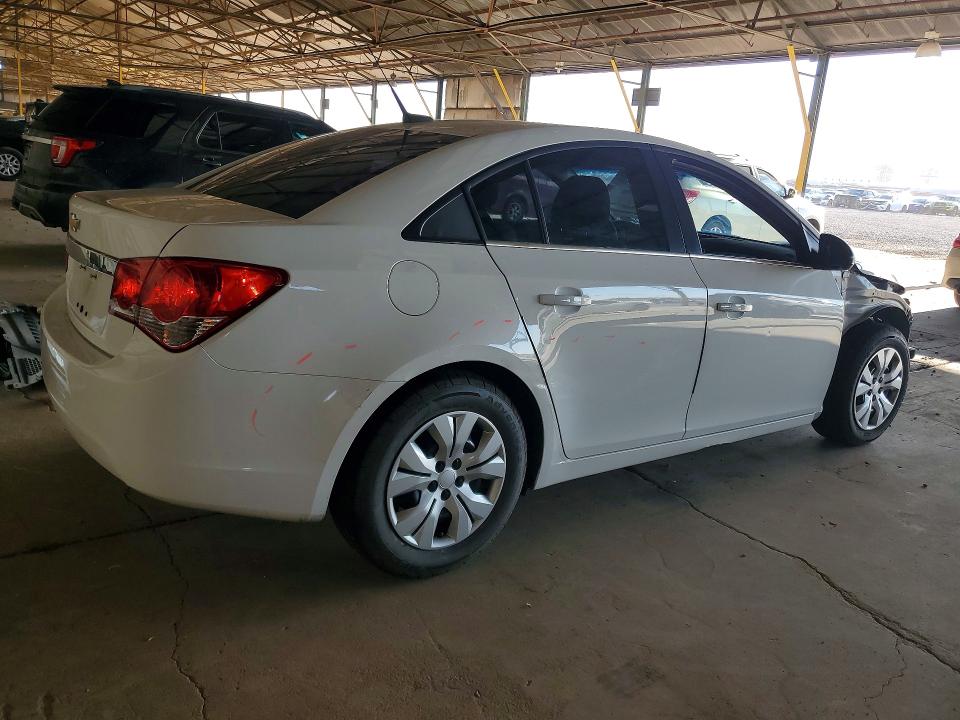Photo 3 from auction – 2012 CHEVROLET CRUZE with VIN 1G1PC5SH2C7407036