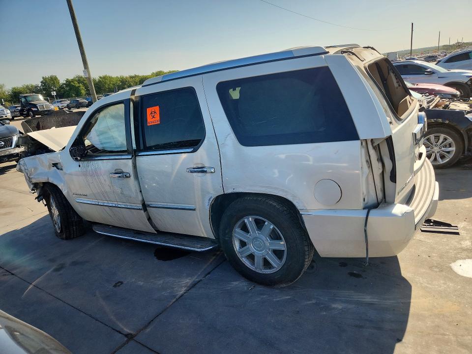 Photo 2 from auction – 2010 CADILLAC ESCALADE with VIN 1GYUCAEFXAR145453