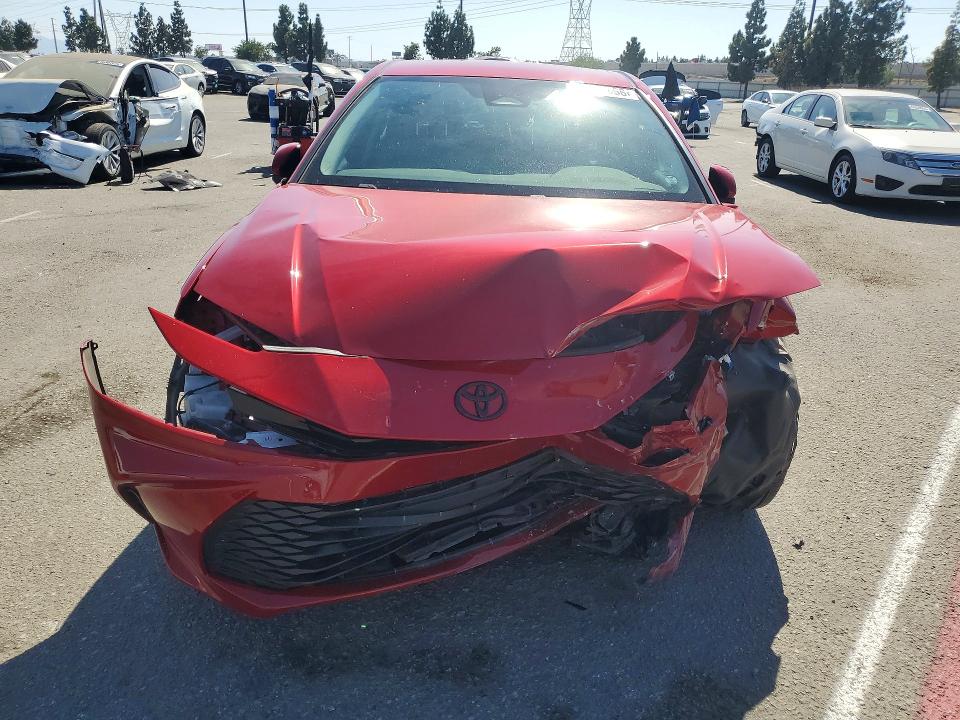 Photo 5 from auction – 2025 TOYOTA CAMRY with VIN 4T1DAACK1SU051712