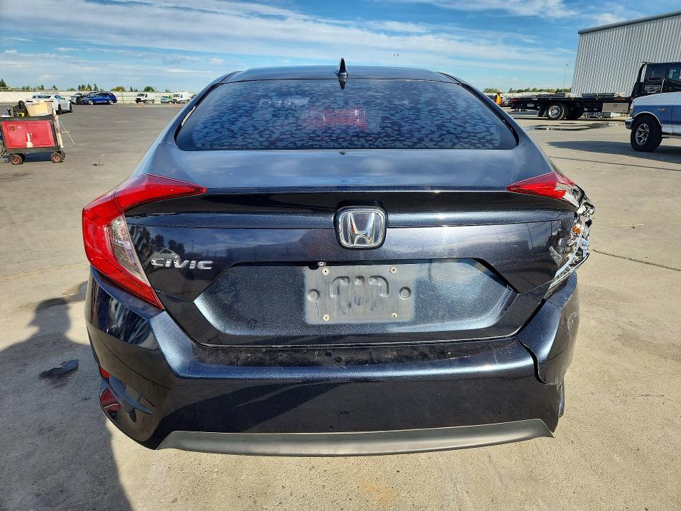 Photo 6 from auction – 2017 HONDA CIVIC with VIN 19XFC2F78HE208857