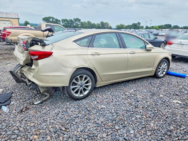 Photo 3 from auction – 2017 FORD FUSION with VIN 3FA6P0LUXHR301087