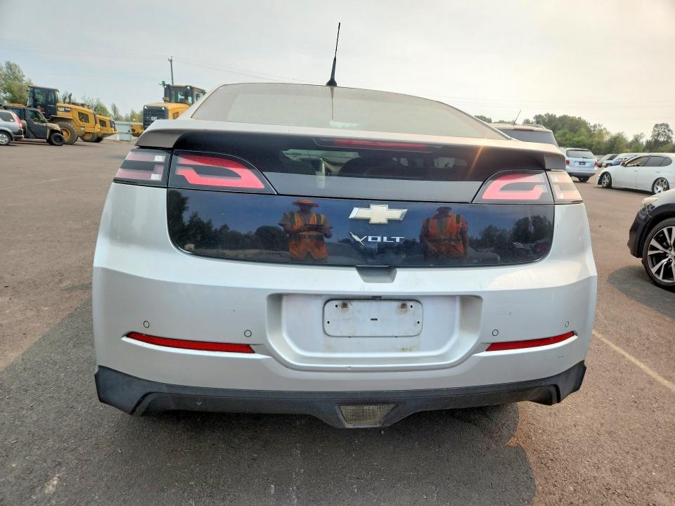 Photo 6 from auction – 2012 CHEVROLET VOLT with VIN 1G1RB6E48CU100661
