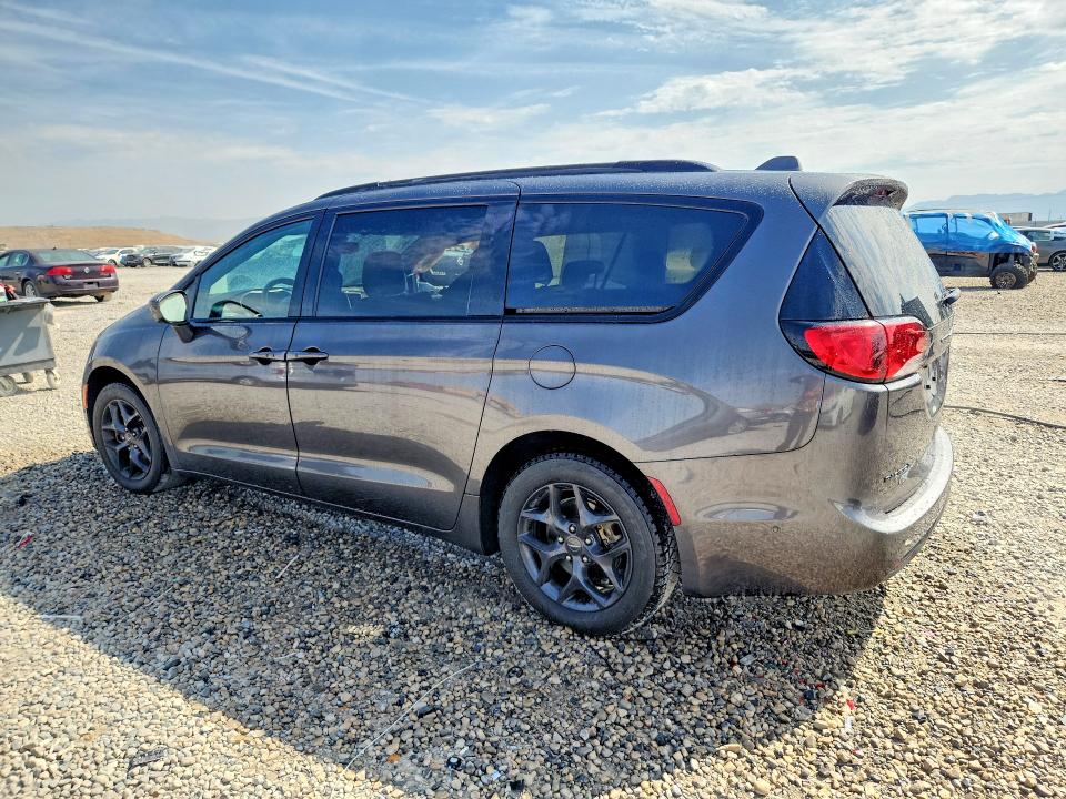 Photo 2 from auction – 2019 CHRYSLER PACIFICA with VIN 2C4RC1EGXKR751495