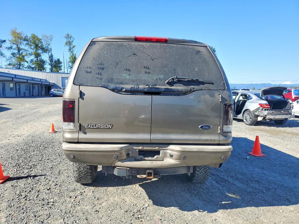 Photo 6 from auction – 2004 FORD EXCURSION with VIN 1FMSU43P04EC19381