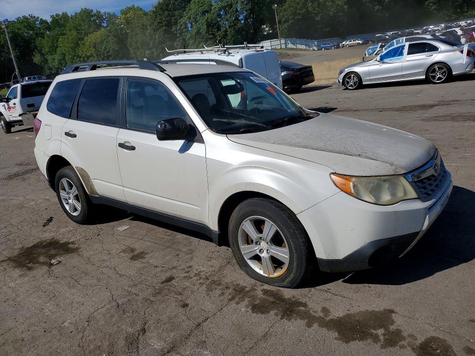 Photo 4 from auction – 2011 SUBARU FORESTER with VIN JF2SHABC7BH708217