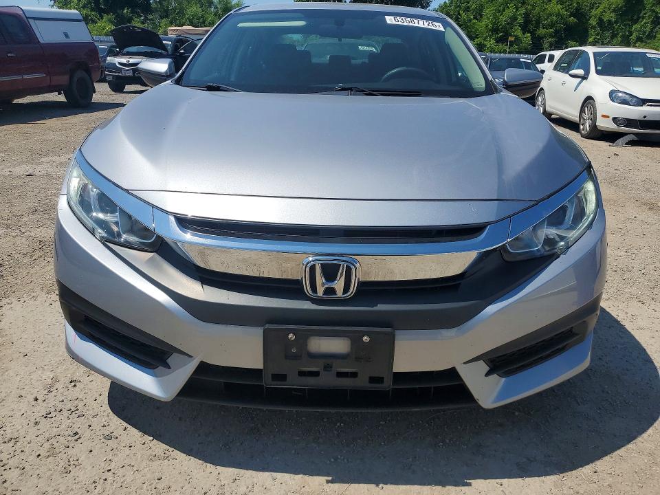 Photo 5 from auction – 2018 HONDA CIVIC with VIN 2HGFC2F58JH012556