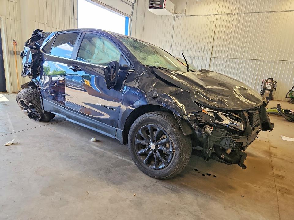 Photo 4 from auction – 2021 CHEVROLET EQUINOX with VIN 3GNAXJEV6MS116254