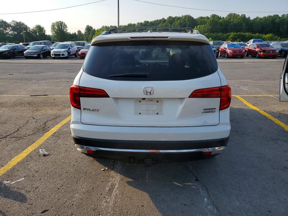 Photo 6 from auction – 2016 HONDA PILOT with VIN 5FNYF6H92GB025808