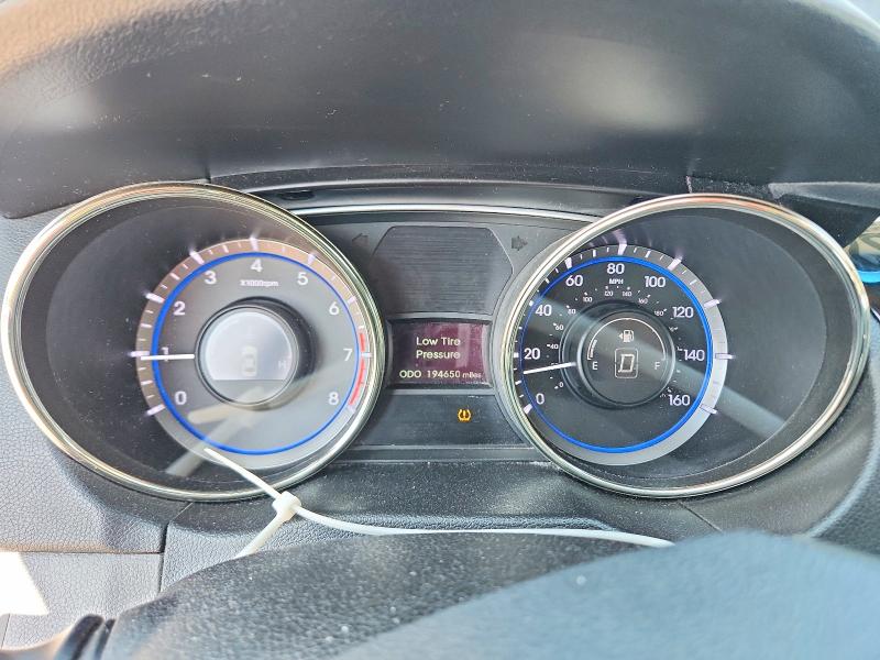 Photo 9 from auction – 2012 HYUNDAI SONATA with VIN 5NPEC4AC0CH365587