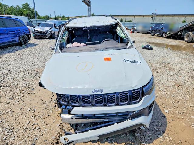Photo 5 from auction – 2025 JEEP COMPASS with VIN 3C4NJDBN7ST617713