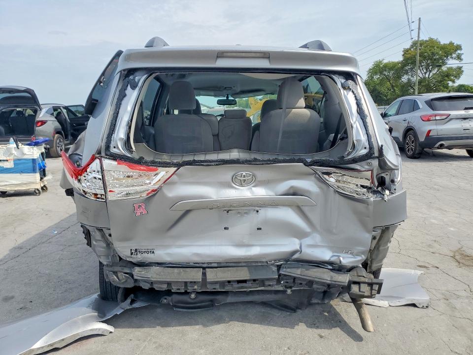 Photo 6 from auction – 2013 TOYOTA SIENNA with VIN 5TDKK3DC6DS381106