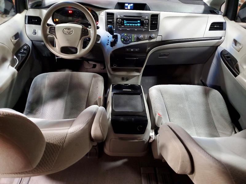Photo 8 from auction – 2011 TOYOTA SIENNA with VIN 5TDKK3DC2BS087750