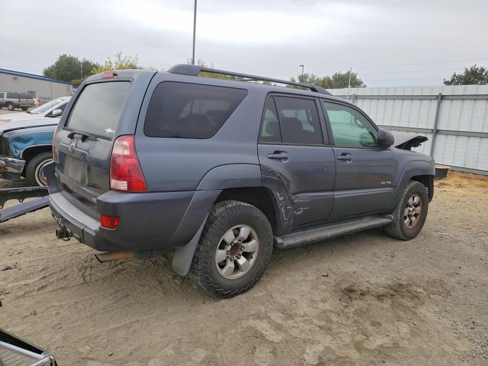 Photo 3 from auction – 2005 TOYOTA 4RUNNER with VIN JTEBU14RX58042904