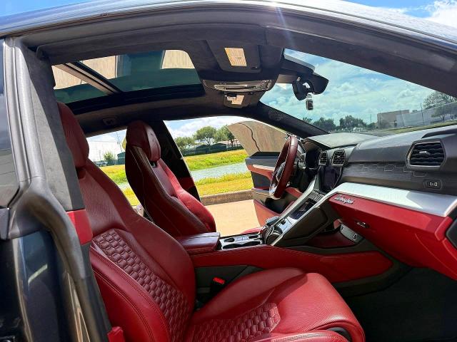 Photo 5 from auction – 2019 LAMBORGHINI URUS with VIN ZPBUA1ZL2KLA04790
