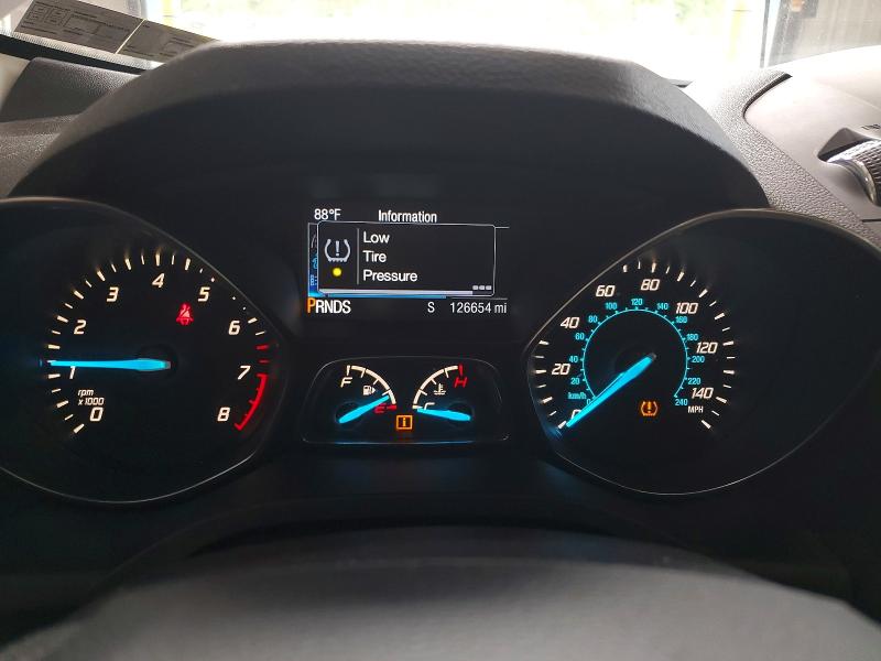 Photo 9 from auction – 2016 FORD ESCAPE with VIN 1FMCU9GX3GUB10404