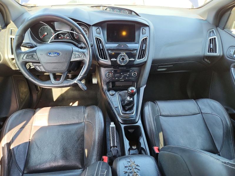 Photo 8 from auction – 2016 FORD FOCUS with VIN 1FADP3L99GL245922