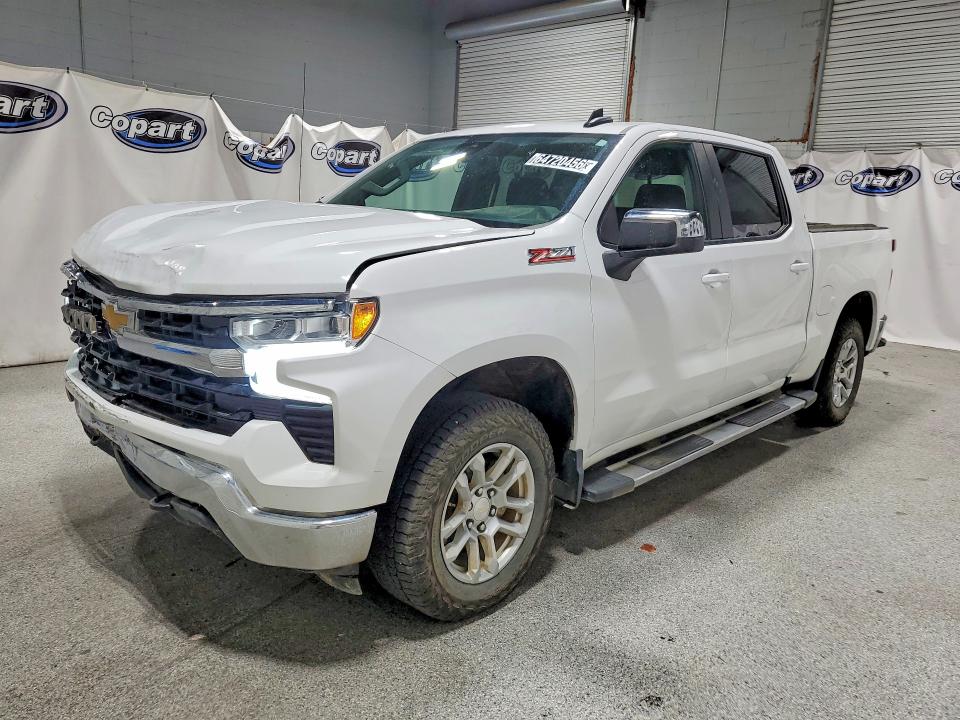 CHEVROLET SILVERADO 2024 with VIN 1GCUDDED0RZ221194 - Photo from auction