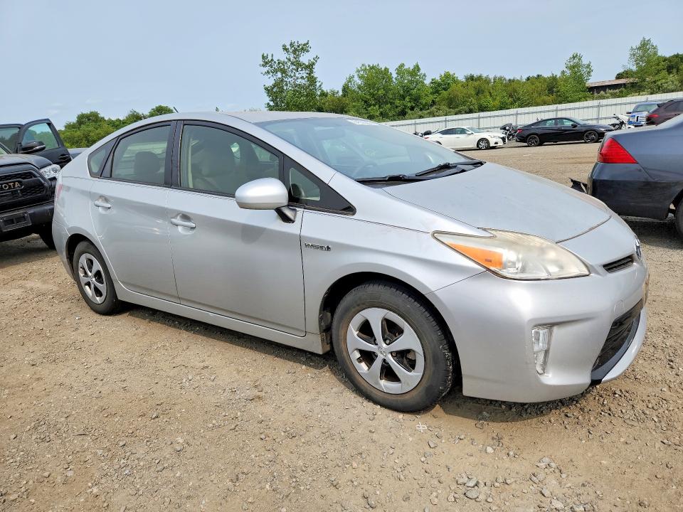 Photo 4 from auction – 2013 TOYOTA PRIUS with VIN JTDKN3DU9D1674849
