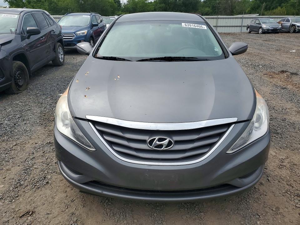 Photo 5 from auction – 2012 HYUNDAI SONATA with VIN 5NPEB4AC7CH478391