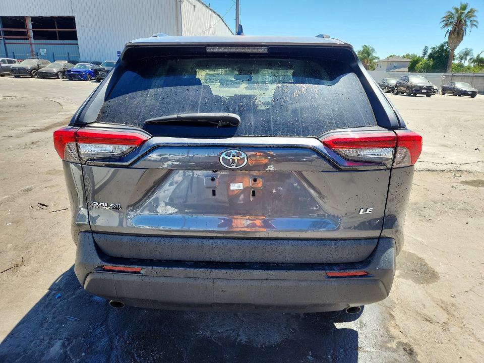 Photo 6 from auction – 2021 TOYOTA RAV4 with VIN 2T3H1RFV7MC094002