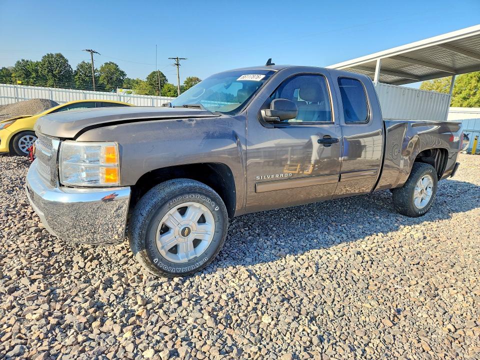 2013 CHEVROLET SILVERADO - Търг №66117876