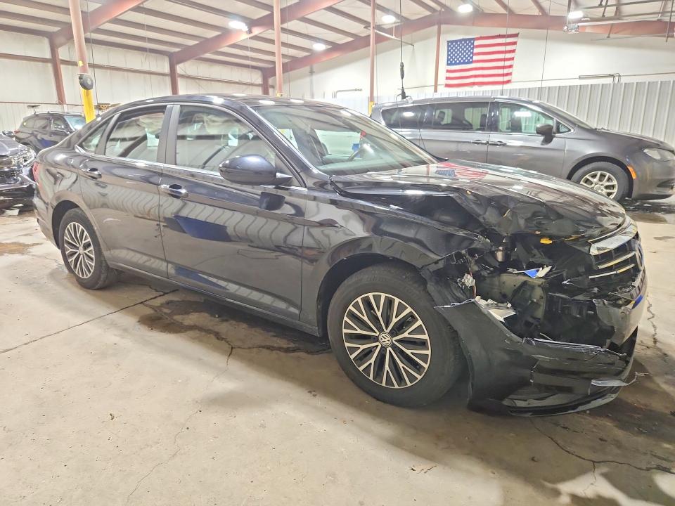 Photo 4 from auction – 2020 VOLKSWAGEN JETTA with VIN 3VWCB7BU3LM069117