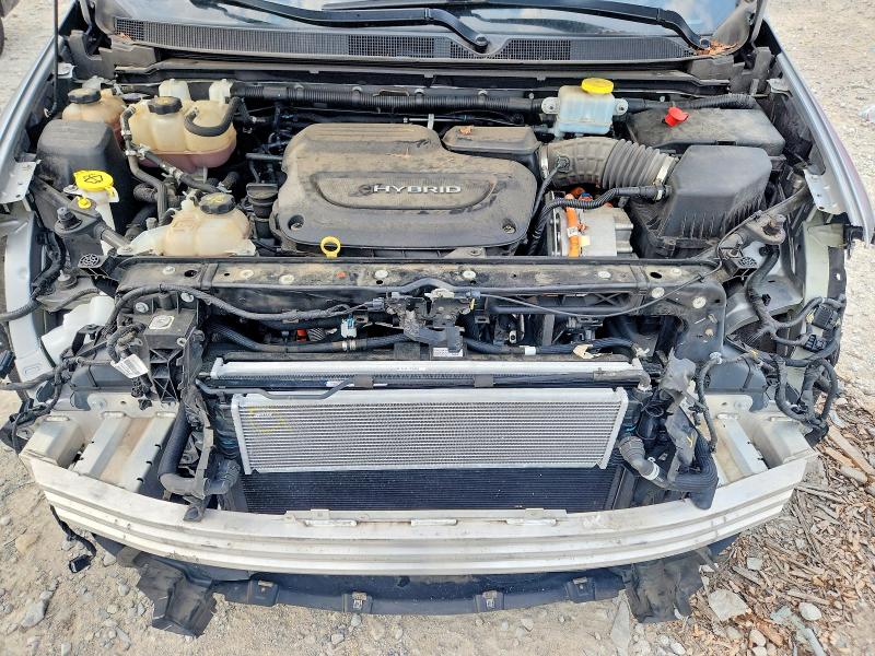 Photo 12 from auction – 2018 CHRYSLER PACIFICA with VIN 2C4RC1N79JR230055