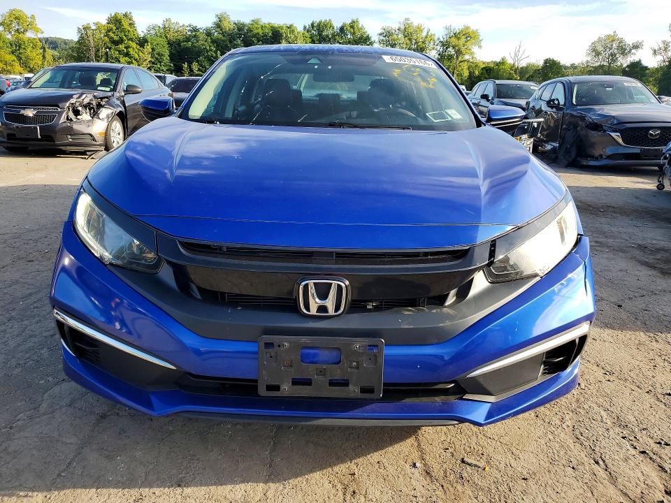 Photo 5 from auction – 2019 HONDA CIVIC with VIN 2HGFC2F67KH594059