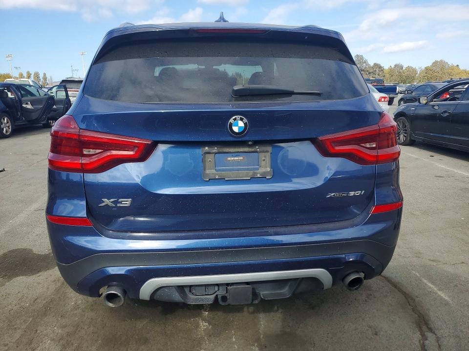 Photo 6 from auction – 2018 BMW X3 with VIN 5UXTR9C51JLD72091